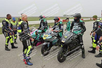 media/Nov-30-2025-TrackDaz (Sun) [[d8b22663df]]/Around the Pits/